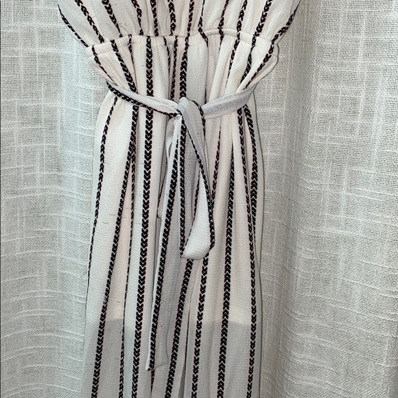 Romper - Picture 2 of 5